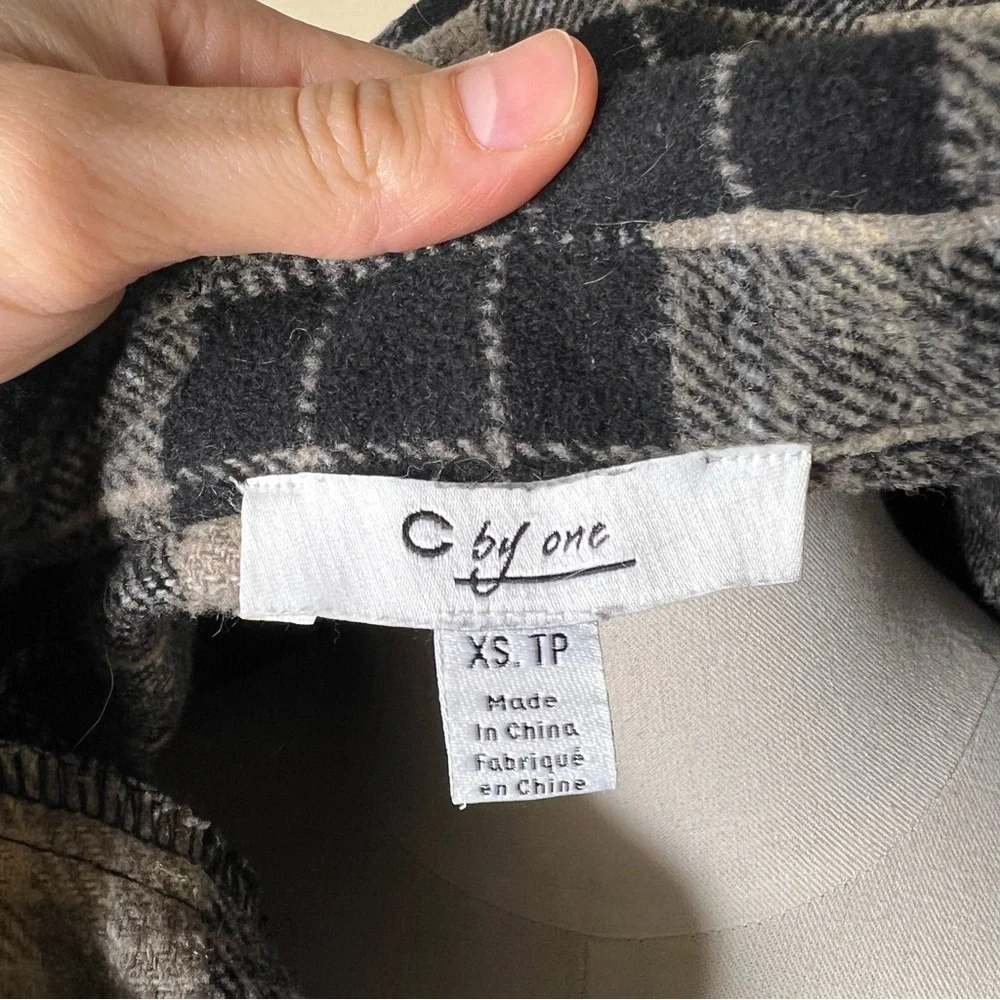 C by one Flannel - Picture 6 of 9